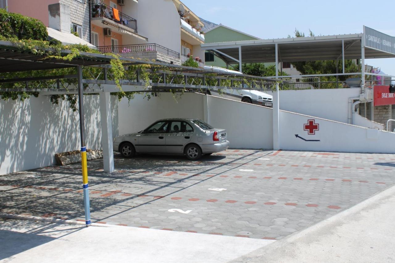 Apartments With A Parking Space Makarska - 6696 Exterior foto