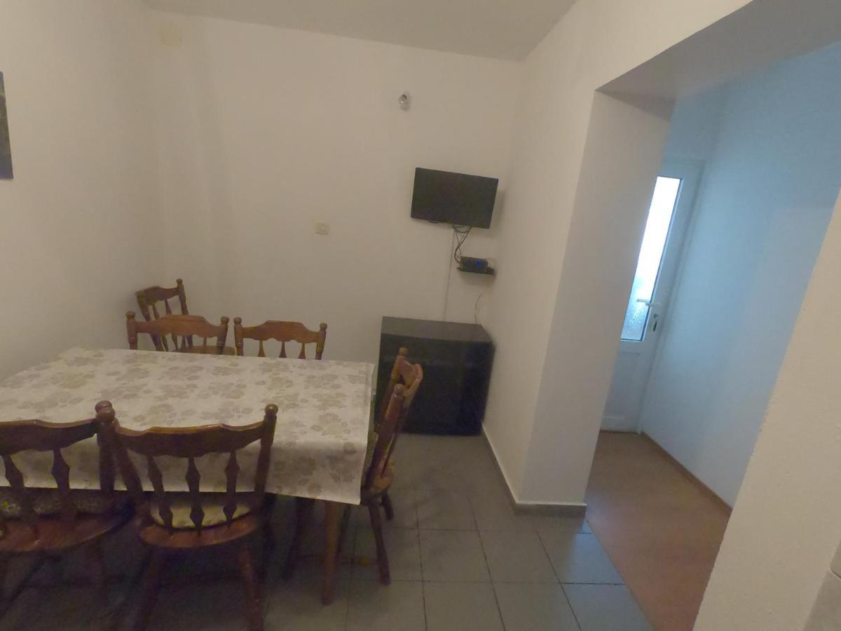 Apartments With A Parking Space Makarska - 6696 Exterior foto