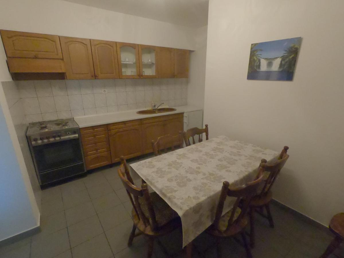 Apartments With A Parking Space Makarska - 6696 Exterior foto