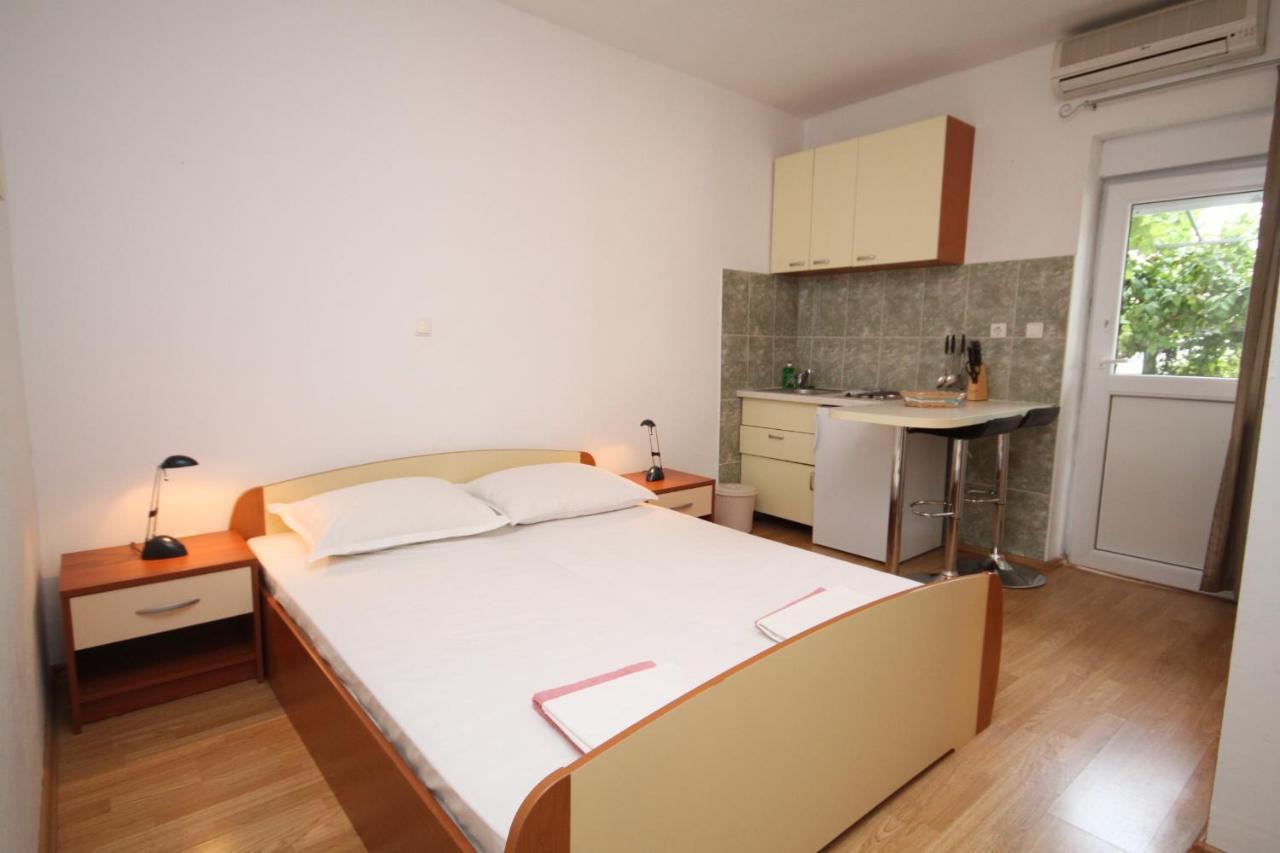 Apartments With A Parking Space Makarska - 6696 Exterior foto